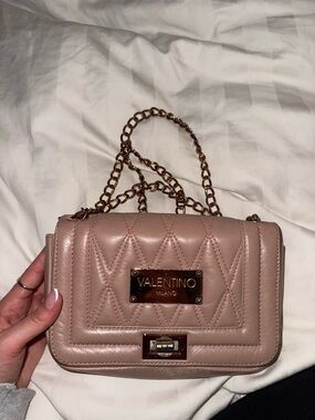 Quilted Leather Chain Shoulder Bag in Blush